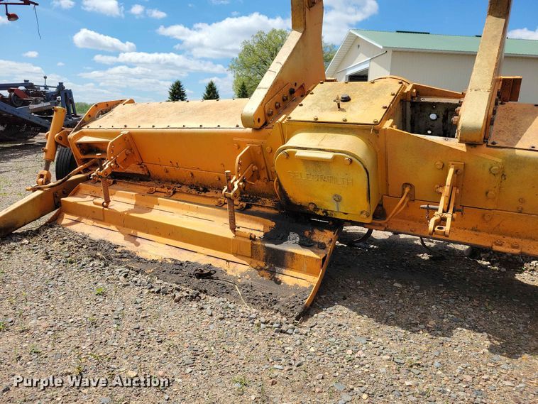image for item DZ7159 Howard M130 tiller