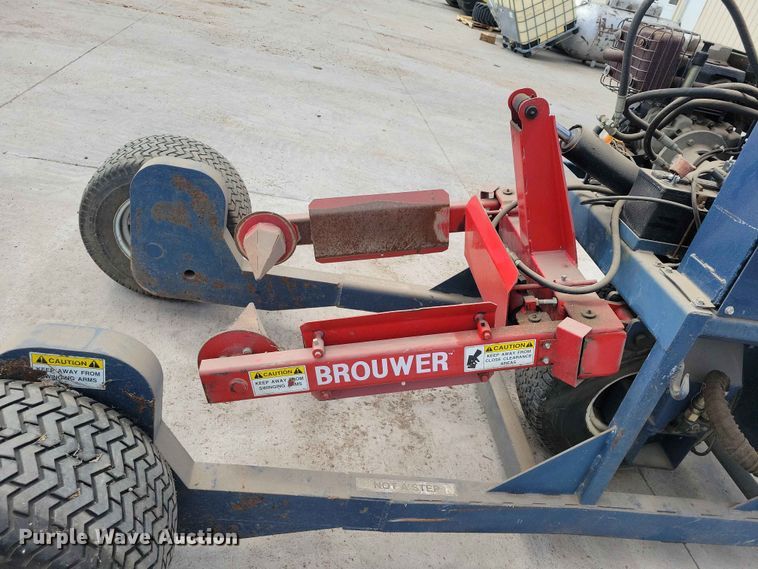image for item DZ7161 1998 Brouwer SPI 2400 sod installer