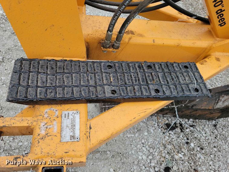 image for item DZ7179 Pro-Welding tile plow