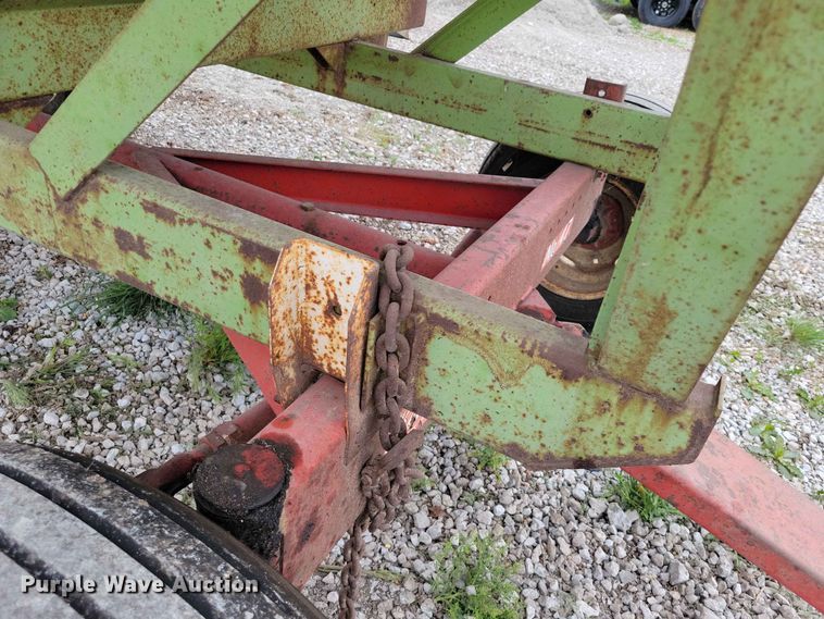 image for item DZ7180 (2) Parker gravity wagon