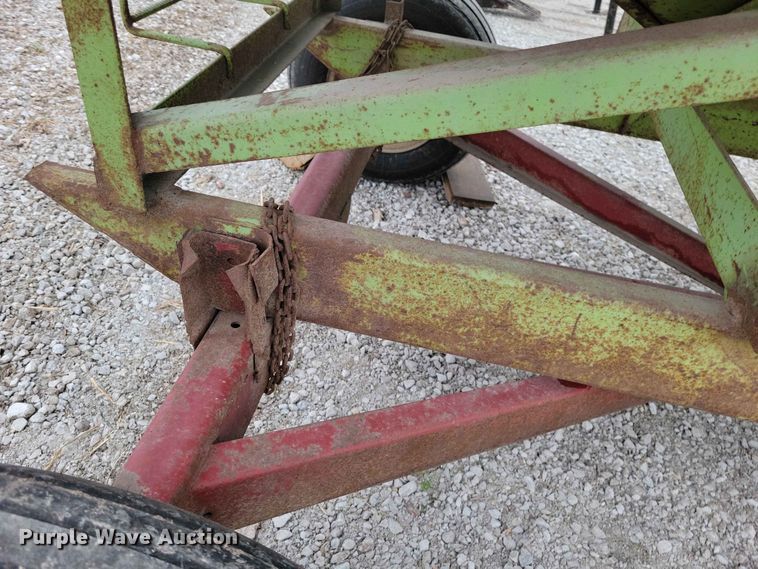 image for item DZ7180 (2) Parker gravity wagon