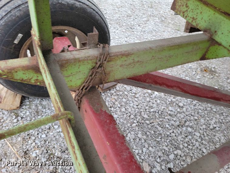 image for item DZ7180 (2) Parker gravity wagon