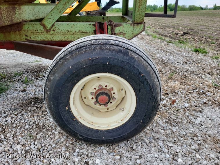 image for item DZ7180 (2) Parker gravity wagon