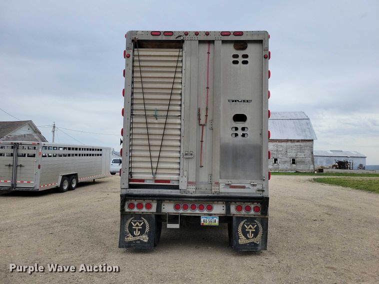 image for item EE1006 2006 Wilson PSDCL-402P livestock trailer