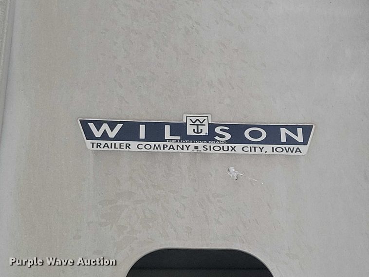 image for item EE1006 2006 Wilson PSDCL-402P livestock trailer