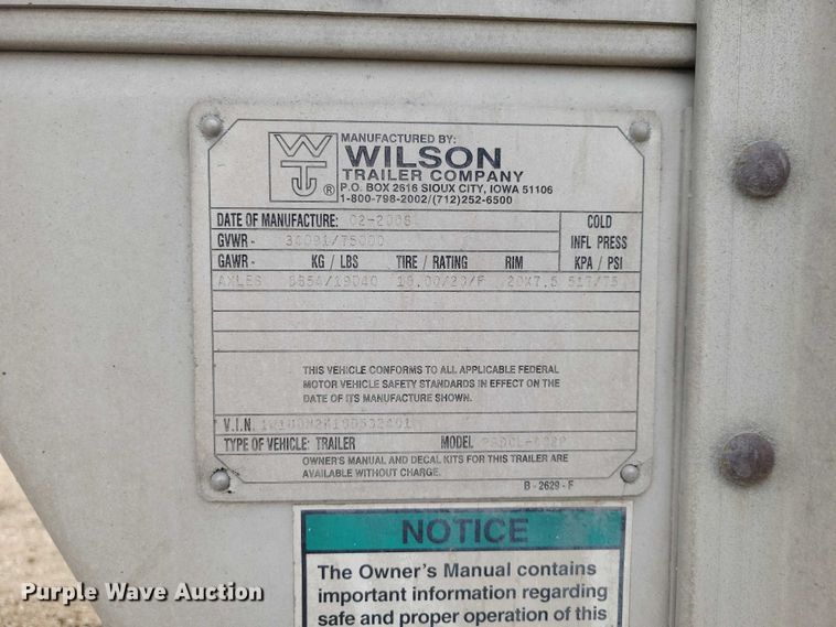 image for item EE1006 2006 Wilson PSDCL-402P livestock trailer
