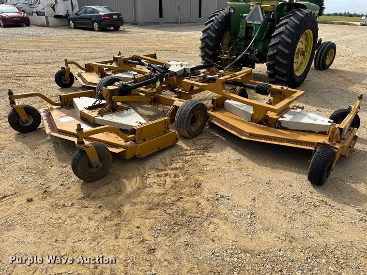 image for item EN0310 Woods batwing finish mower