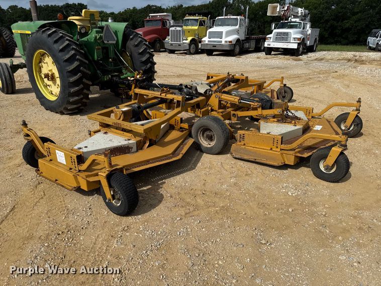 image for item EN0310 Woods batwing finish mower