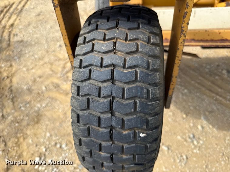 image for item EN0310 Woods batwing finish mower
