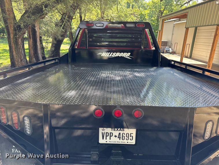 image for item EN0449 2001 Dodge Ram 3500 Ext. Cab flatbed pickup truck