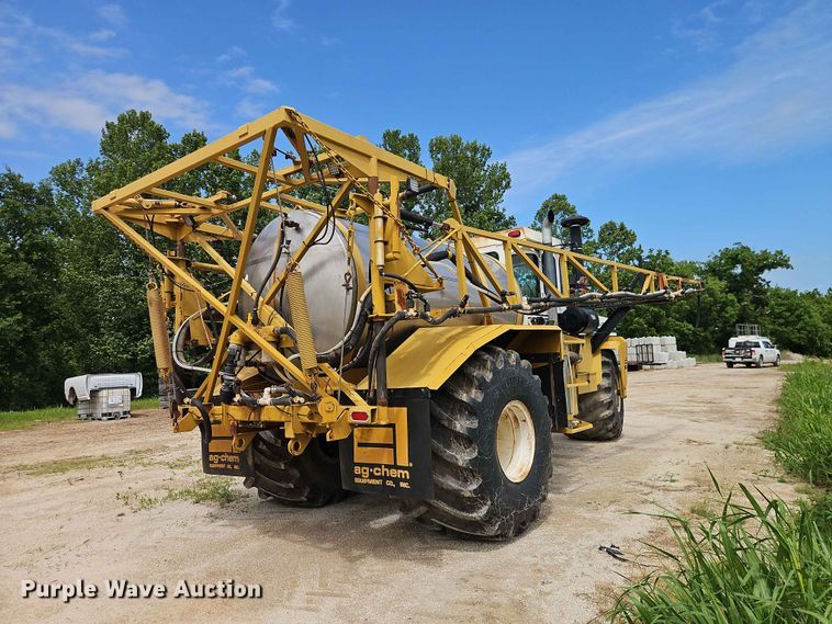 image for item EO7387 Terra-Gator 1803 sprayer