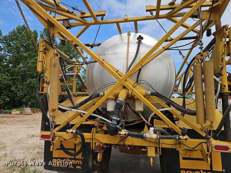 image for item EO7387 Terra-Gator 1803 sprayer