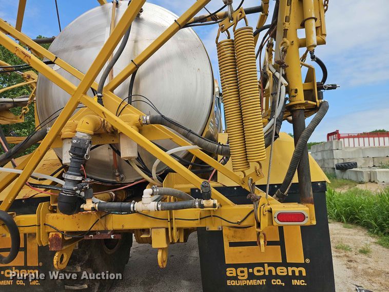 image for item EO7387 Terra-Gator 1803 sprayer