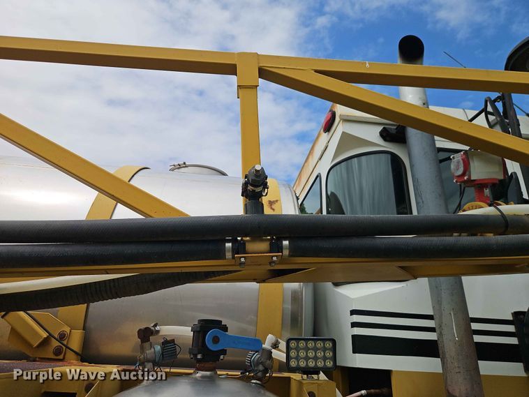 image for item EO7387 Terra-Gator 1803 sprayer