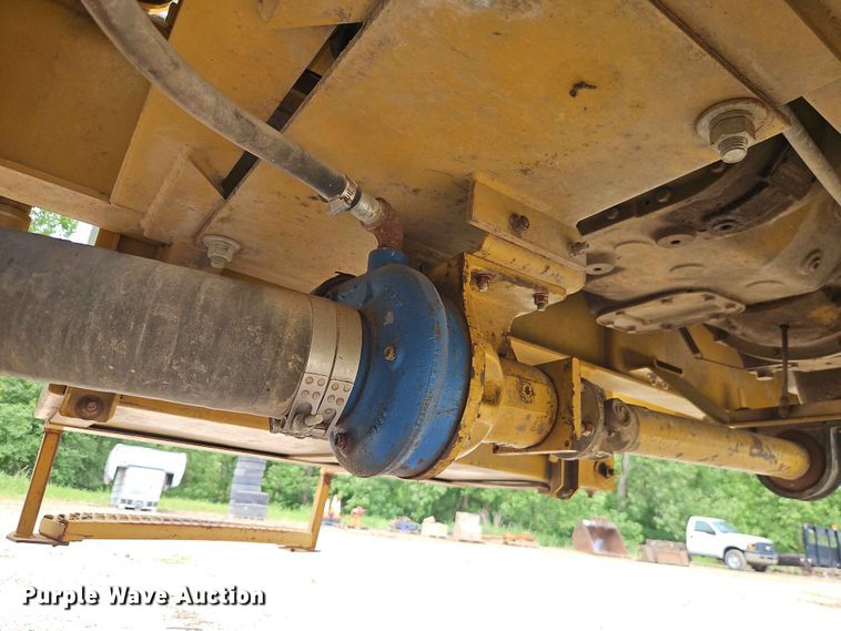 image for item EO7387 Terra-Gator 1803 sprayer
