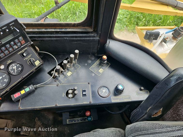 image for item EO7387 Terra-Gator 1803 sprayer