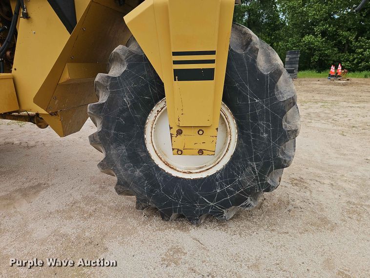 image for item EO7387 Terra-Gator 1803 sprayer