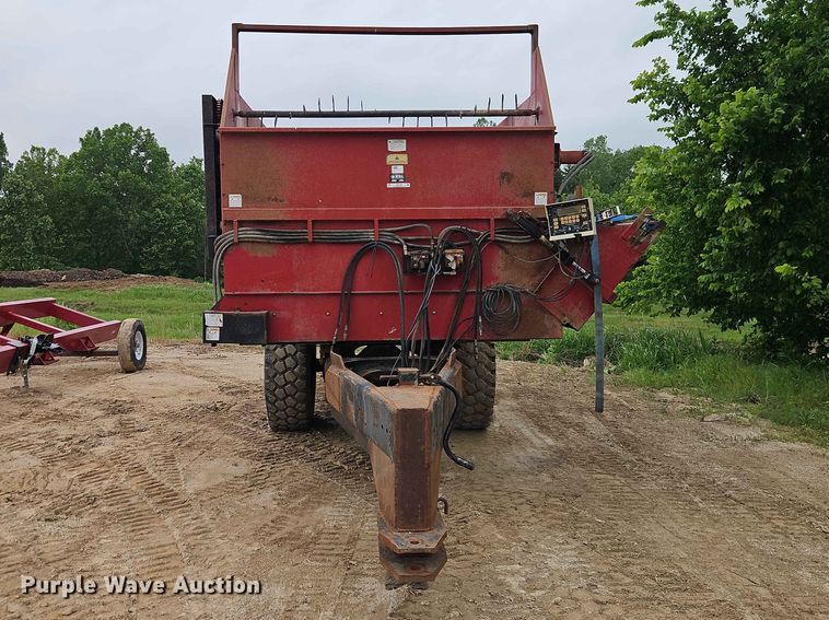 image for item EO7406 Roda feed wagon