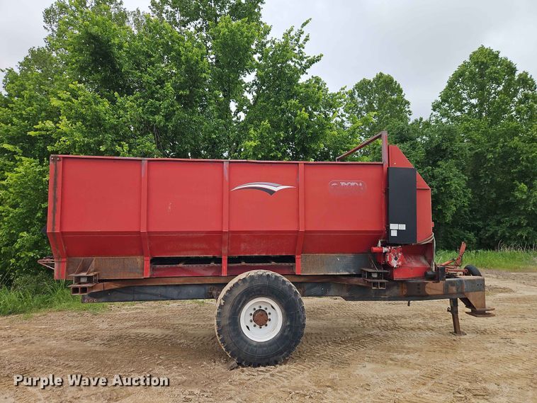 image for item EO7406 Roda feed wagon