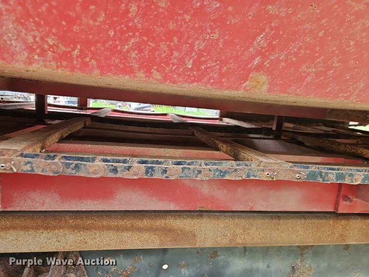 image for item EO7406 Roda feed wagon