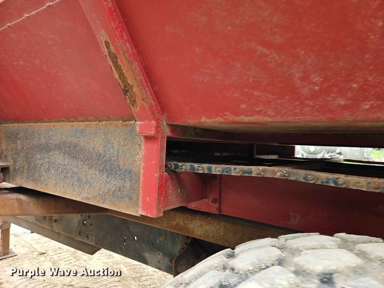 image for item EO7406 Roda feed wagon