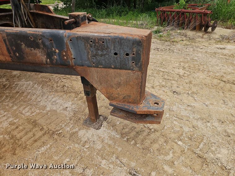 image for item EO7406 Roda feed wagon