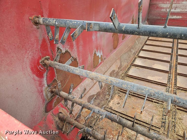 image for item EO7406 Roda feed wagon