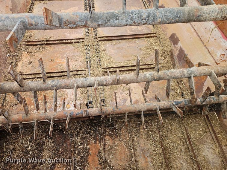 image for item EO7406 Roda feed wagon