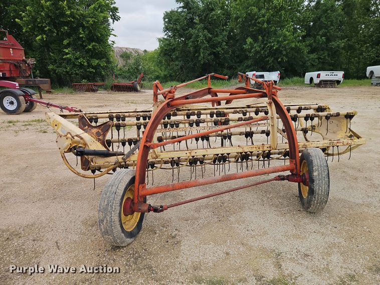 image for item EO7408 New Holland 259 hay rake