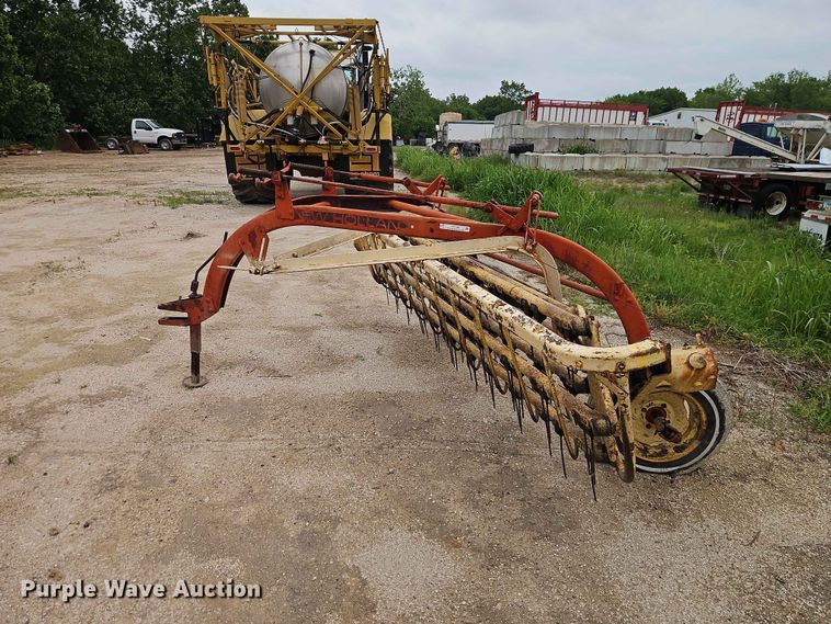 image for item EO7408 New Holland 259 hay rake