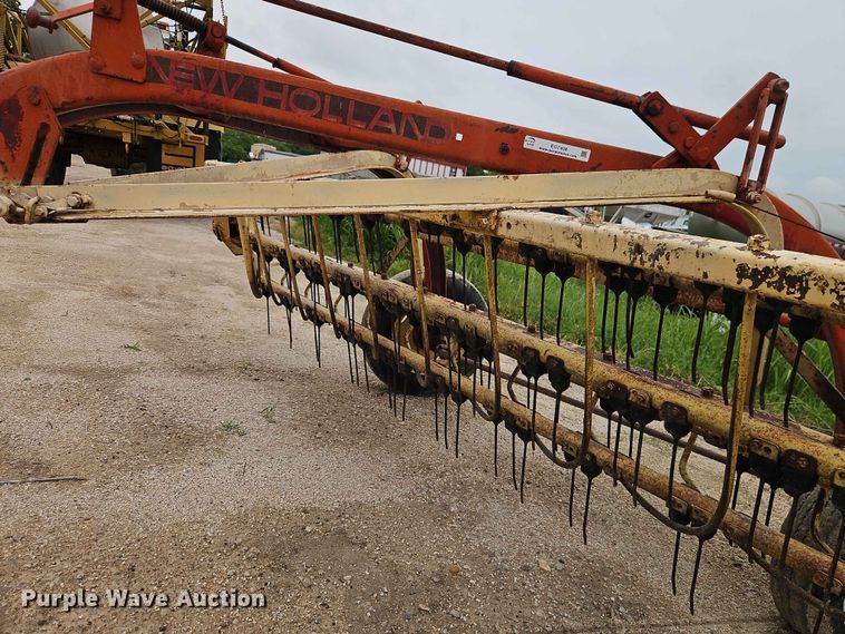image for item EO7408 New Holland 259 hay rake