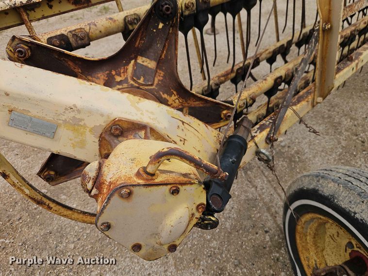 image for item EO7408 New Holland 259 hay rake