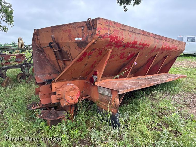 image for item ET2118 Highway Equipment Company manure spreader bed