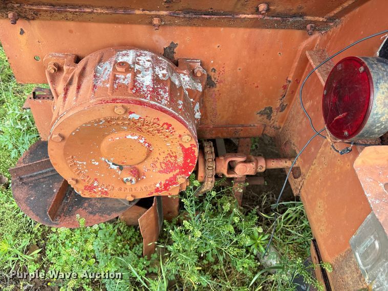 image for item ET2118 Highway Equipment Company manure spreader bed