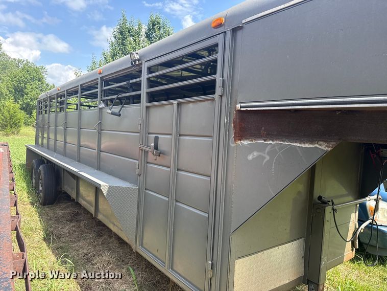 image for item ET6242 2018 Calico Trailer Mfg. livestock trailer