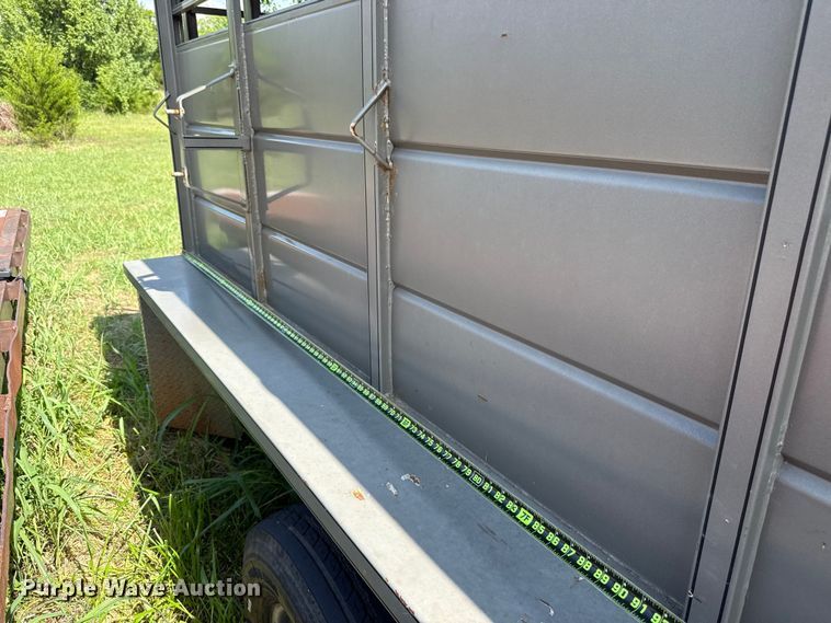 image for item ET6242 2018 Calico Trailer Mfg. livestock trailer