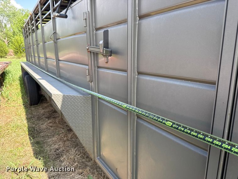 image for item ET6242 2018 Calico Trailer Mfg. livestock trailer