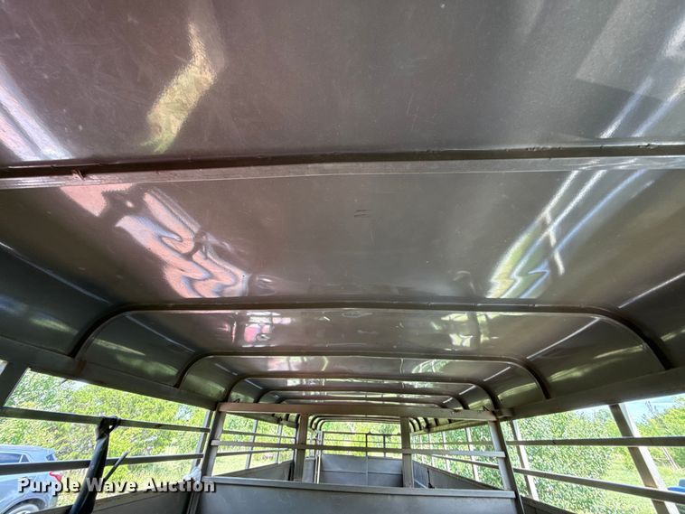 image for item ET6242 2018 Calico Trailer Mfg. livestock trailer
