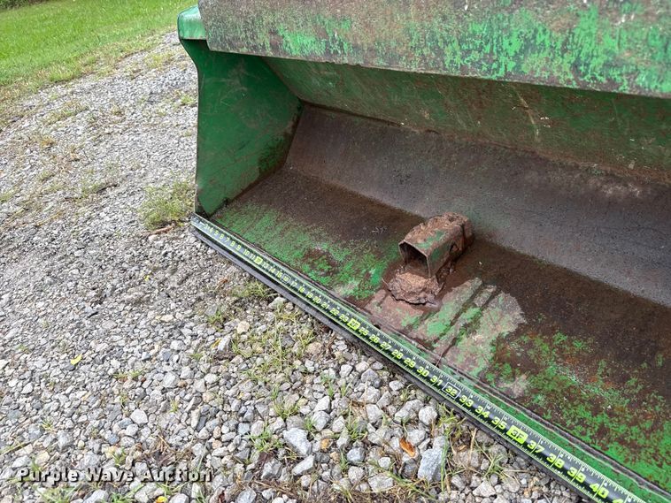 image for item ET6269 John Deere 2520 MFWD tractor
