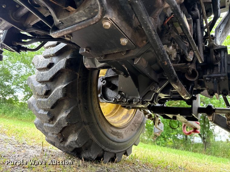 image for item ET6269 John Deere 2520 MFWD tractor