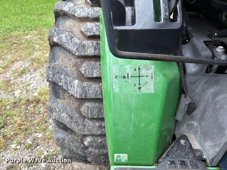 image for item ET6269 John Deere 2520 MFWD tractor