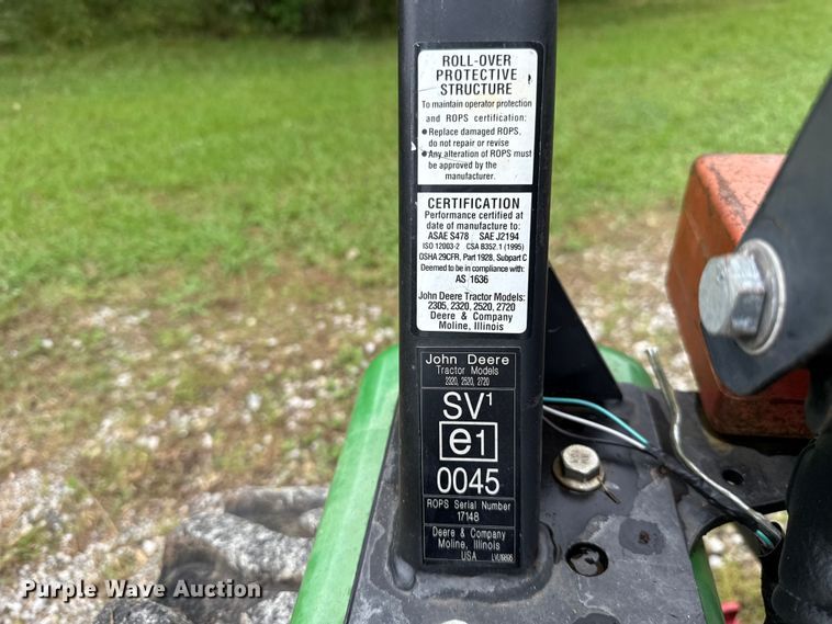image for item ET6269 John Deere 2520 MFWD tractor