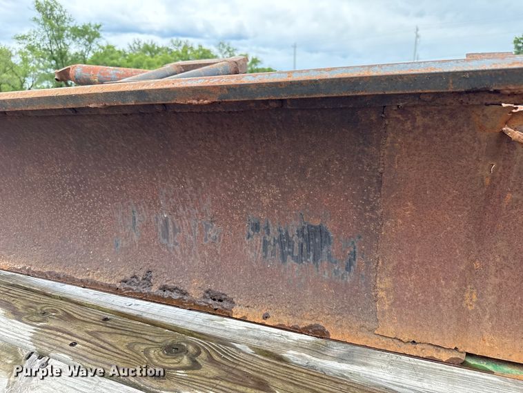 image for item ET6272 Snow plow attachment