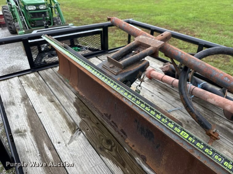 image for item ET6272 Snow plow attachment