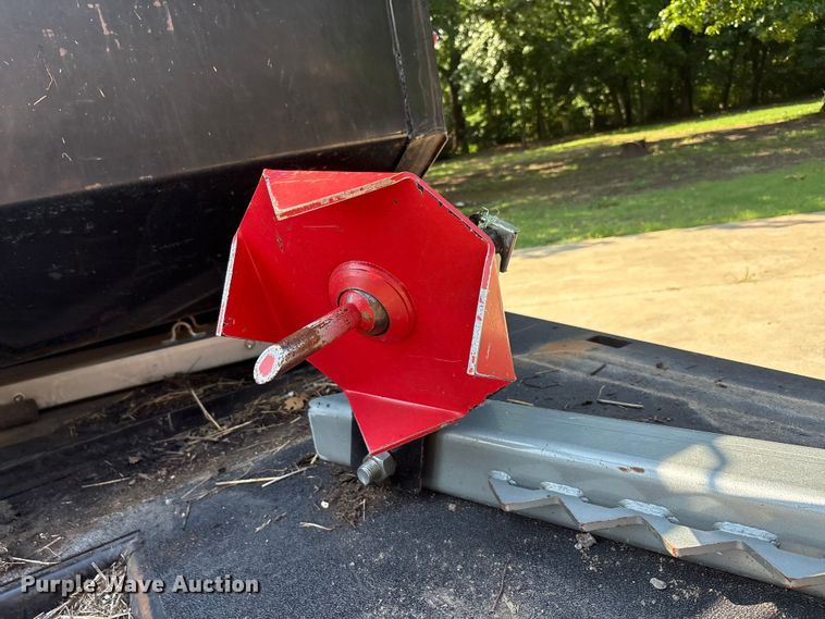image for item EU5603 2021 Chevrolet Silverado 3500HD Crew Cab bale bed pickup truck