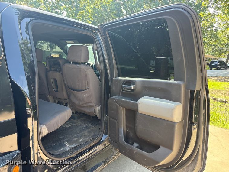 image for item EU5603 2021 Chevrolet Silverado 3500HD Crew Cab bale bed pickup truck