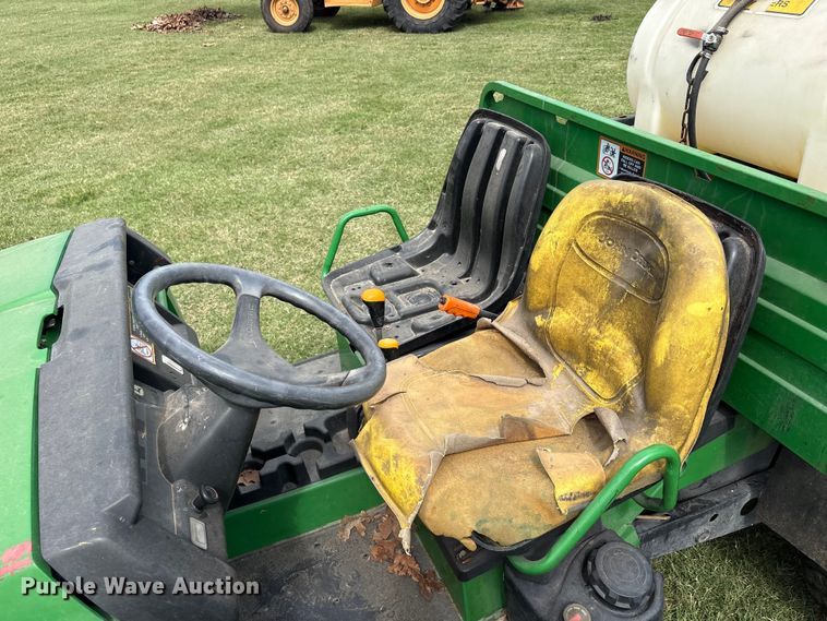 image for item EU5612 2006 John Deere HPX Gator utility vehicle