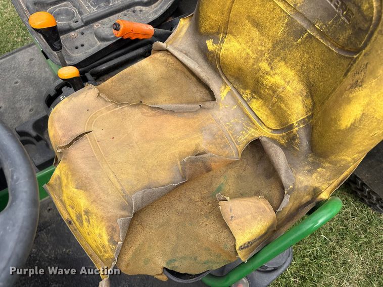 image for item EU5612 2006 John Deere HPX Gator utility vehicle