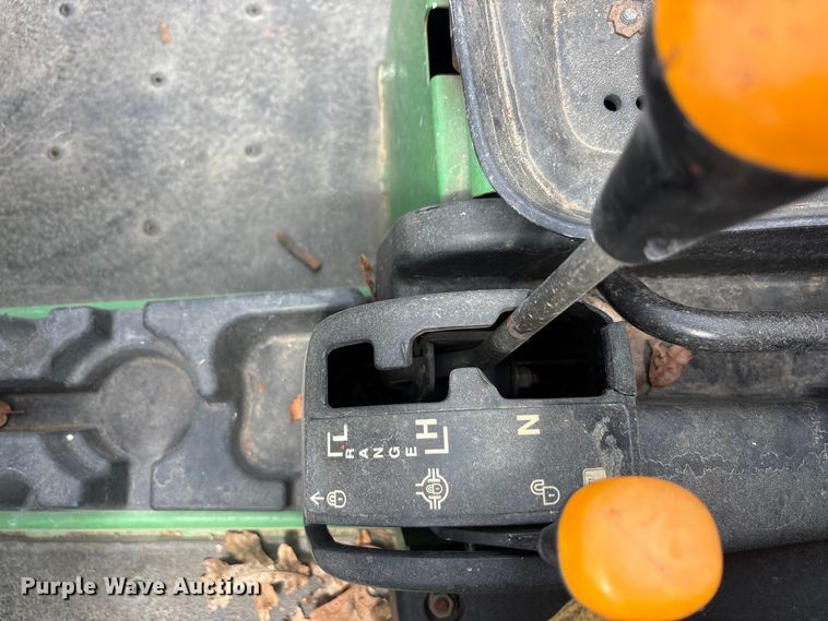 image for item EU5612 2006 John Deere HPX Gator utility vehicle