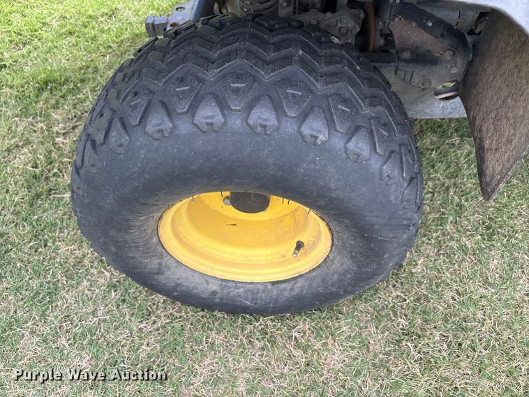 image for item EU5612 2006 John Deere HPX Gator utility vehicle